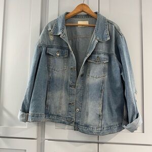 Mia & Madison Distressed Light Wash Denim Jacket size 3X casual jean jacket